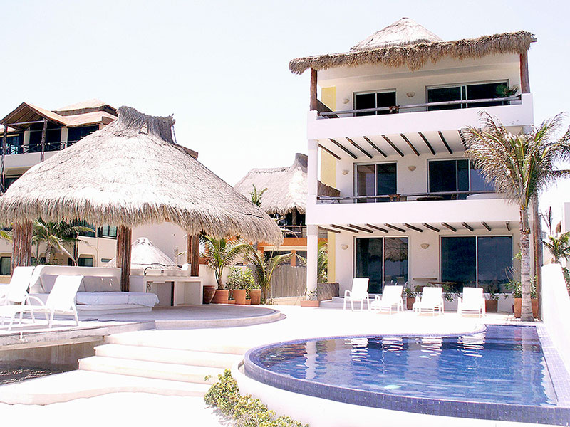 Bunga Bunga Condominium